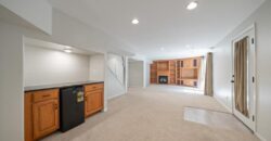 7801 N Revere Drive, Kansas City, MO 64151