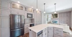 7801 N Revere Drive, Kansas City, MO 64151