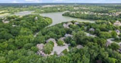 5812 NW Hickory Place, Parkville, MO 64152