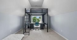 5812 NW Hickory Place, Parkville, MO 64152