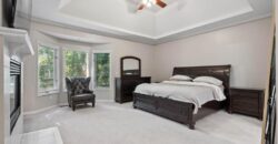 5812 NW Hickory Place, Parkville, MO 64152