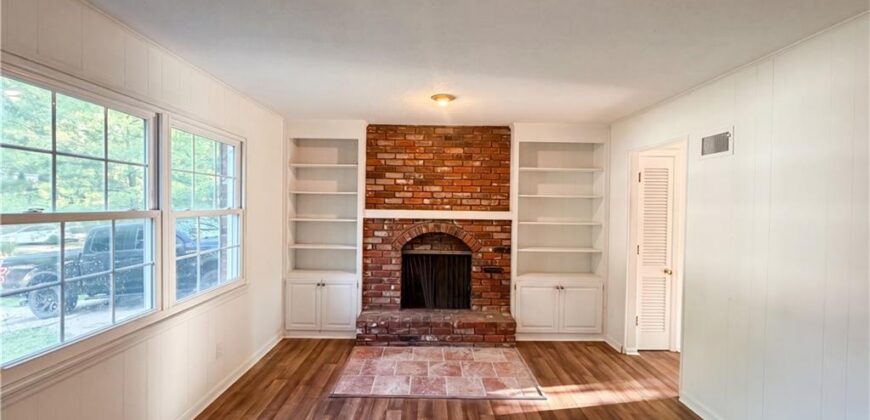 5243 N Lydia Avenue, Kansas City, MO 64118