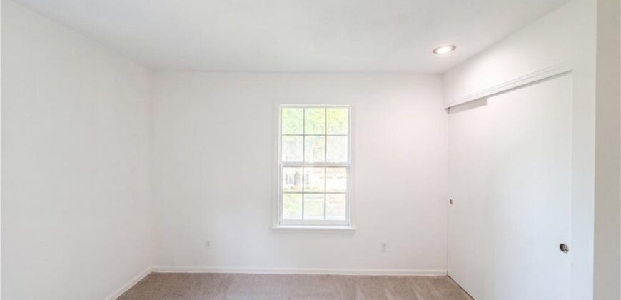 5243 N Lydia Avenue, Kansas City, MO 64118