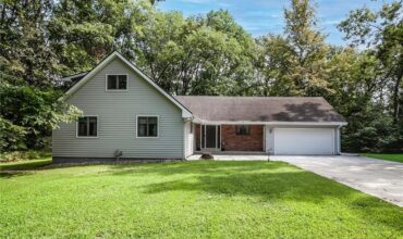 17601 River Drive, Kearney, MO 64060
