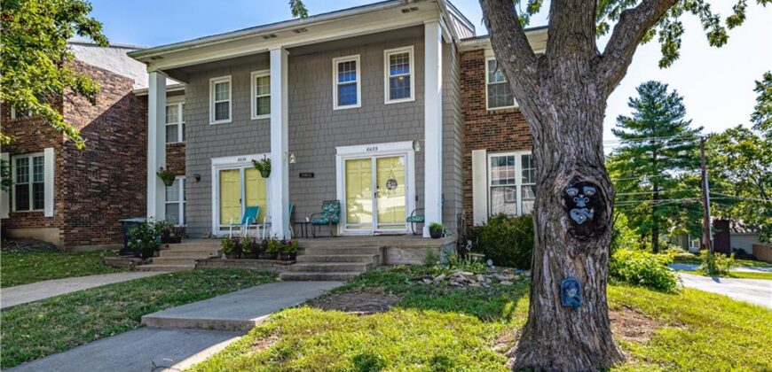 8033 N Harrison Lane, Kansas City, MO 64118