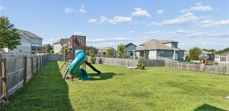 6717 NW 104th Terrace, Kansas City, MO 64154