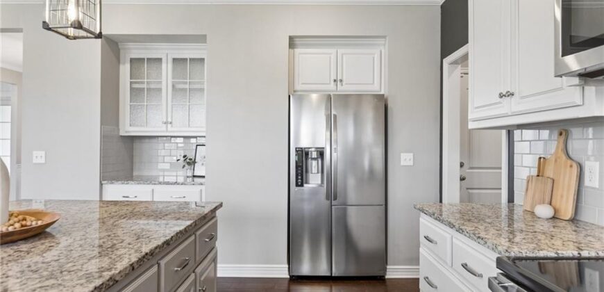 6717 NW 104th Terrace, Kansas City, MO 64154