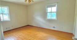 3417 NE Prather Road, Kansas City, MO 64116