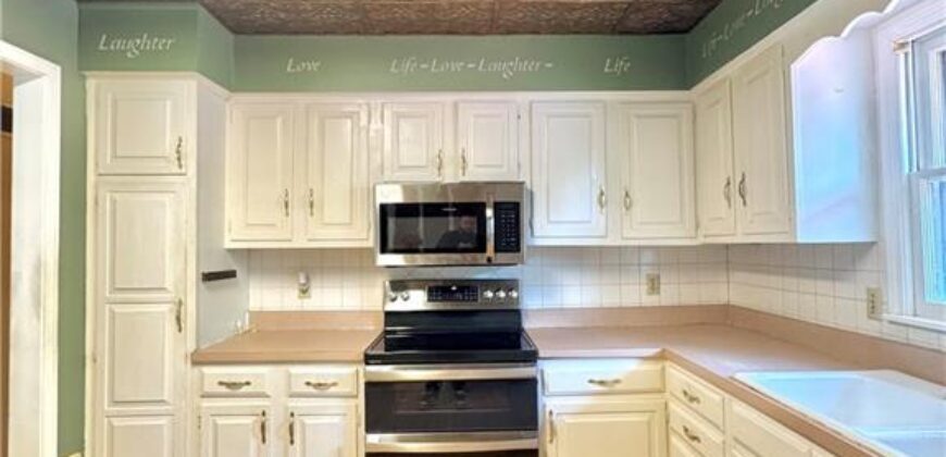3417 NE Prather Road, Kansas City, MO 64116