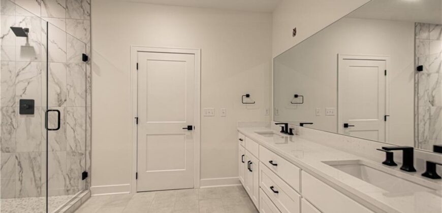 7604 N Gower Avenue, Kansas City, MO 64151