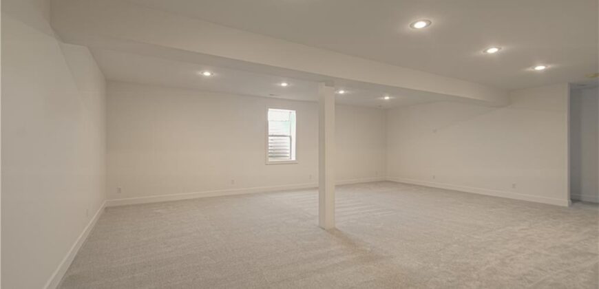 7604 N Gower Avenue, Kansas City, MO 64151