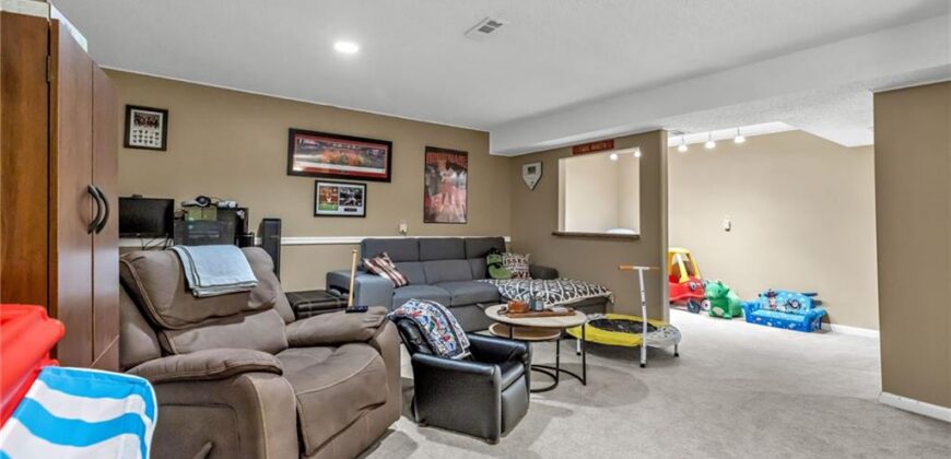 6210 NW 82nd Terrace, Kansas City, MO 64151