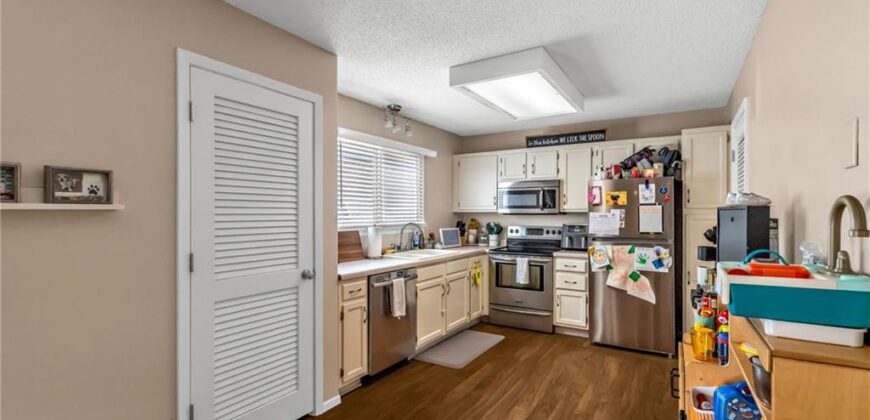 6210 NW 82nd Terrace, Kansas City, MO 64151