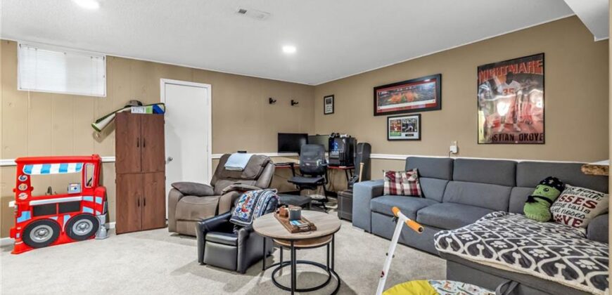 6210 NW 82nd Terrace, Kansas City, MO 64151