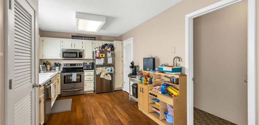6210 NW 82nd Terrace, Kansas City, MO 64151