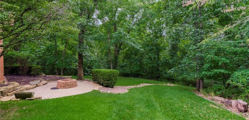 4522 N Mulberry Court, Kansas City, MO 64116
