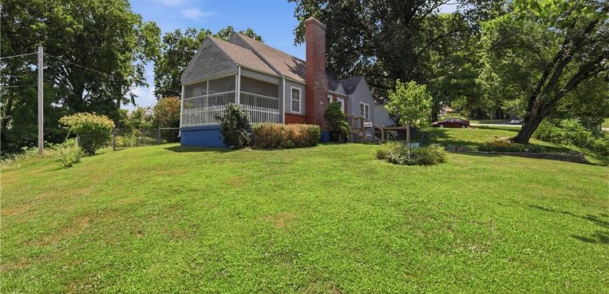 5341 N SPRUCE Avenue, Kansas City, MO 64119