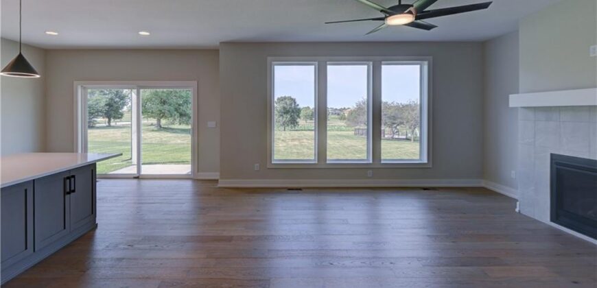 6400 NW 98th Street, Kansas City, MO 64153