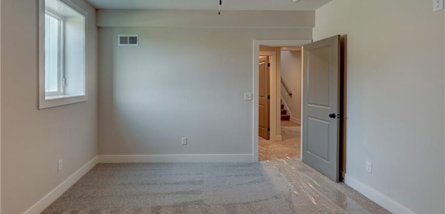 6400 NW 98th Street, Kansas City, MO 64153