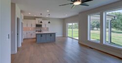 6400 NW 98th Street, Kansas City, MO 64153