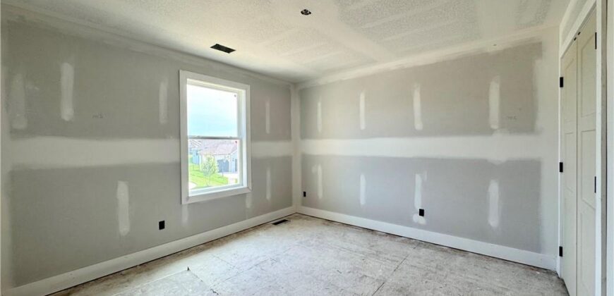 8300 NW 90th Street, Kansas City, MO 64153