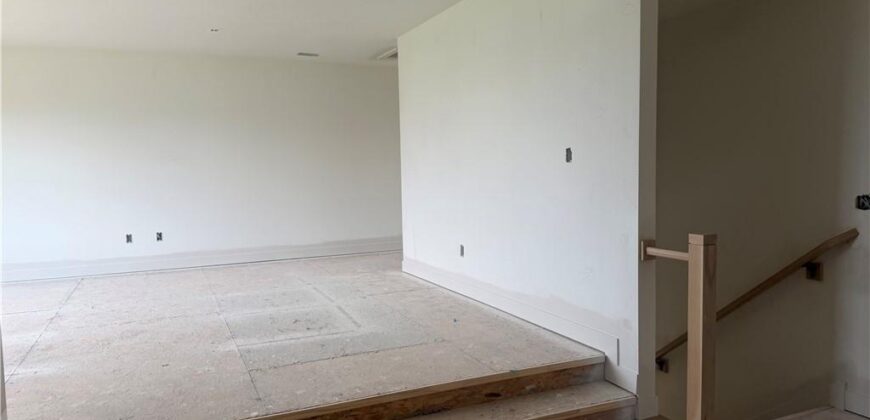 3024 NE 102nd Street, Kansas City, MO 64155
