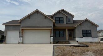 3024 NE 102nd Street, Kansas City, MO 64155