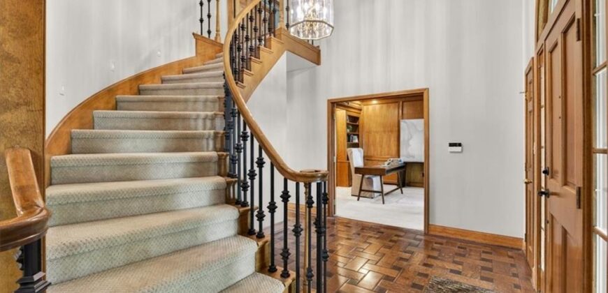 6150 N Mattox Road, Kansas City, MO 64151