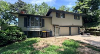 3521 N College Street, Kansas City, MO 64117