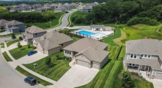 10308 N Corrington Avenue, Kansas City, MO 64156