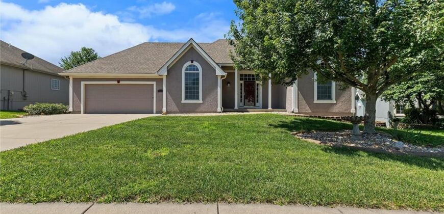 2113 Bradford Place, Excelsior Springs, MO 64024