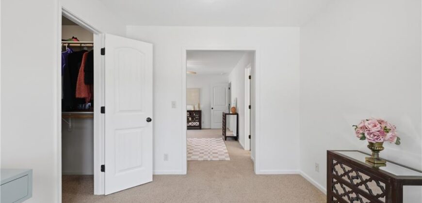 14775 NW 66th Terrace, Kansas City, MO 64152