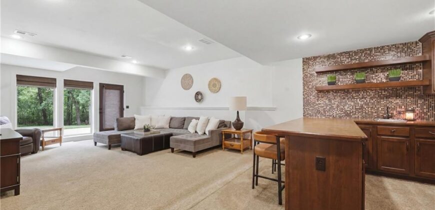 14775 NW 66th Terrace, Kansas City, MO 64152
