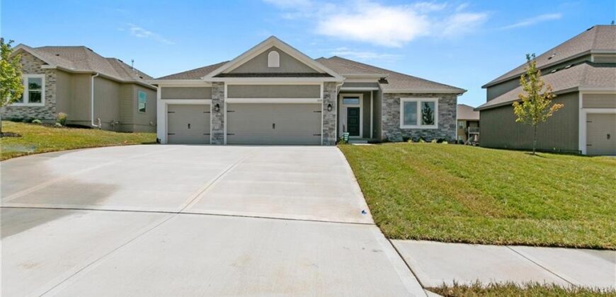 11123 N Bristol Avenue, Kansas City, MO 64156