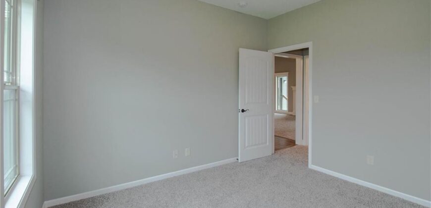 11022 N Corrington Avenue, Kansas City, MO 64156