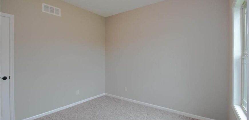 11022 N Corrington Avenue, Kansas City, MO 64156
