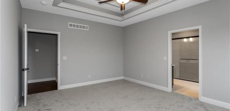 11016 N Corrington Avenue, Kansas City, MO 64156