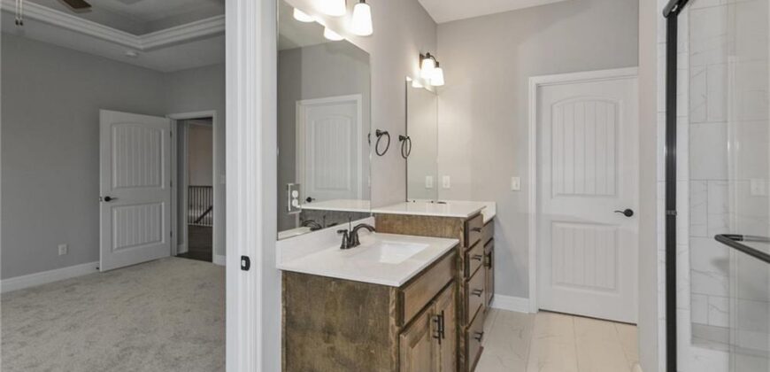 11016 N Corrington Avenue, Kansas City, MO 64156