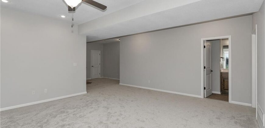 11016 N Corrington Avenue, Kansas City, MO 64156