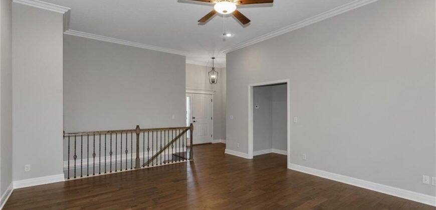 11016 N Corrington Avenue, Kansas City, MO 64156