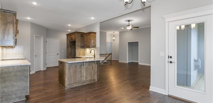 11016 N Corrington Avenue, Kansas City, MO 64156