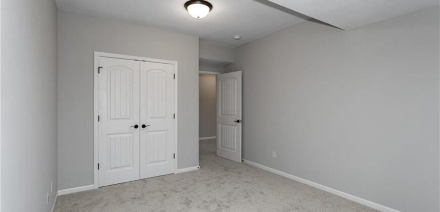 11016 N Corrington Avenue, Kansas City, MO 64156