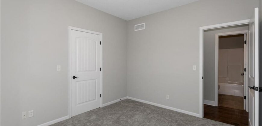 11016 N Corrington Avenue, Kansas City, MO 64156