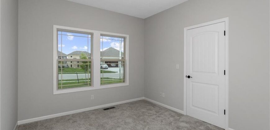 11016 N Corrington Avenue, Kansas City, MO 64156