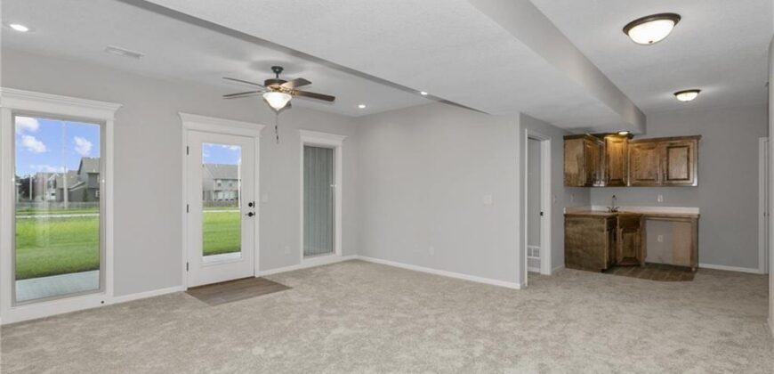 11016 N Corrington Avenue, Kansas City, MO 64156