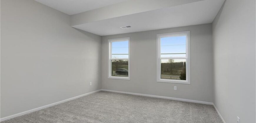 11010 N Corrington Avenue, Kansas City, MO 64156