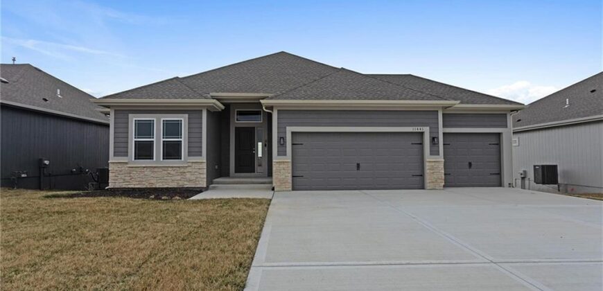 11146 N Bristol Avenue, Kansas City, MO 64156