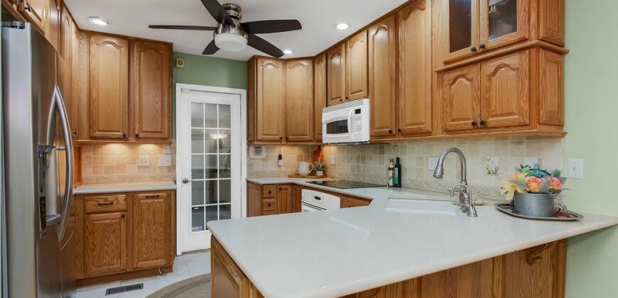 6300 NW 82nd Court, Kansas City, MO 64151