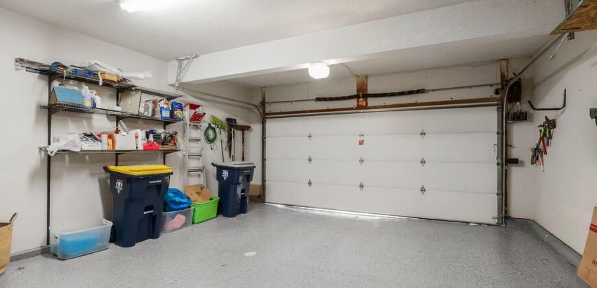 6300 NW 82nd Court, Kansas City, MO 64151