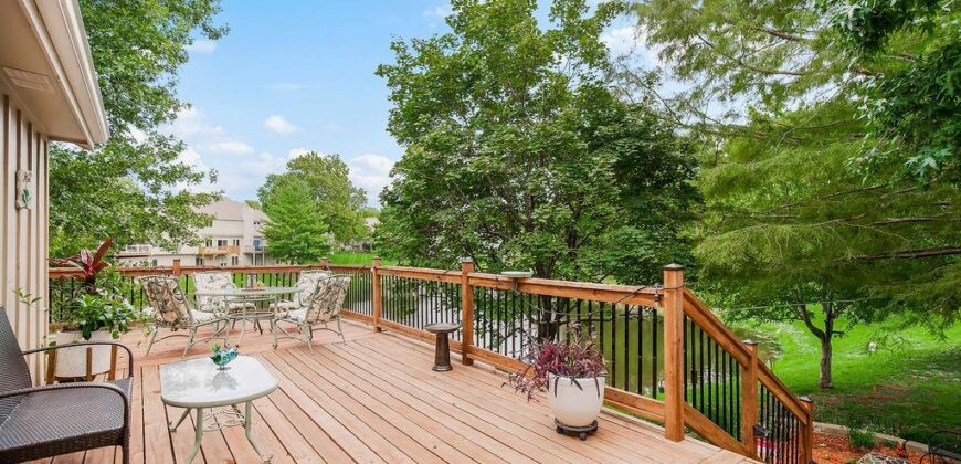 6300 NW 82nd Court, Kansas City, MO 64151